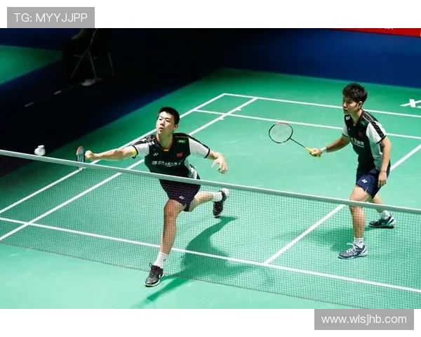 冯彦哲训练完直接打车去SKP买包，这届运动员的日常我真看不懂